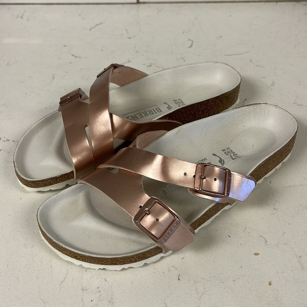 Women's Birkenstock Yao Hex Metallic Copper Birko-Flor Size 37 US 6